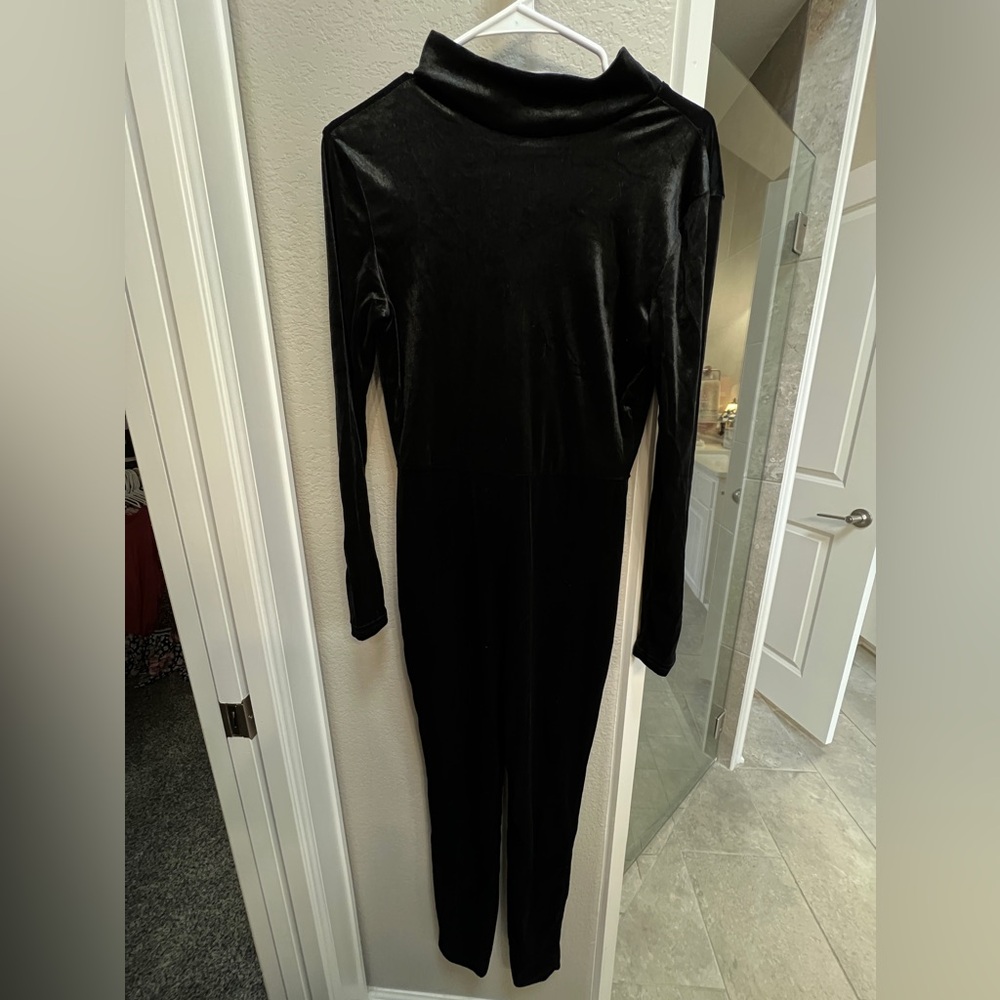 Adult medium velvet jumpsuit from Temu